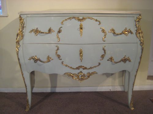 french louis xv style painted commode - CATEGORY: ANTIQUE FURNITURE - DATED 1920