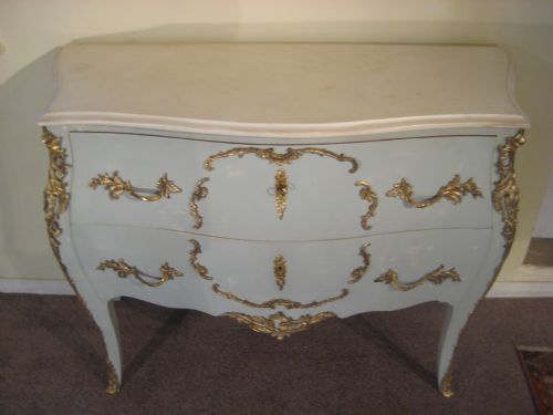 FRENCH LOUIS XV STYLE PAINTED COMMODE - ADDITIONAL PHOTO 1
