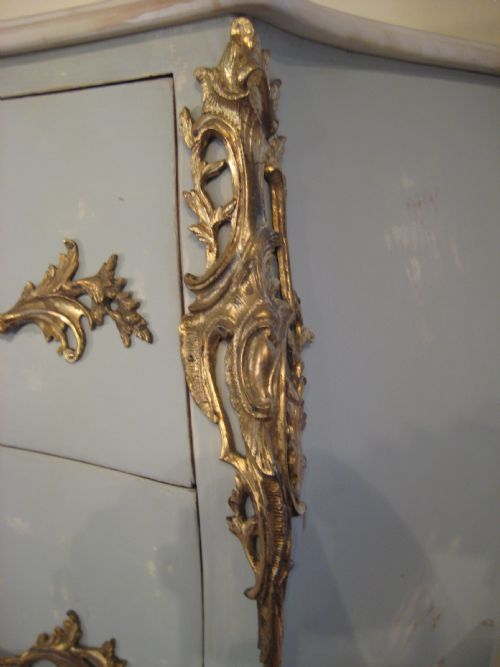 FRENCH LOUIS XV STYLE PAINTED COMMODE - ADDITIONAL PHOTO 4