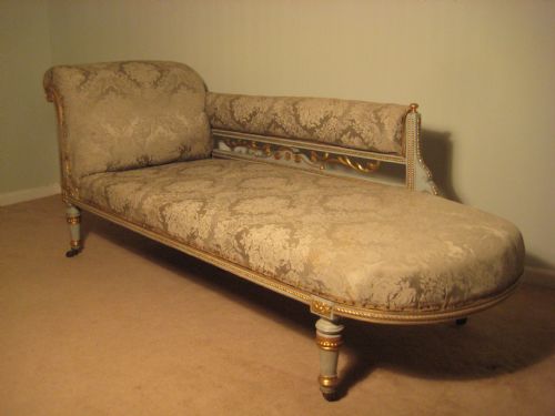 PAINTED AND PARCELGILT CHAISE LONGUE - ADDITIONAL PHOTO 2