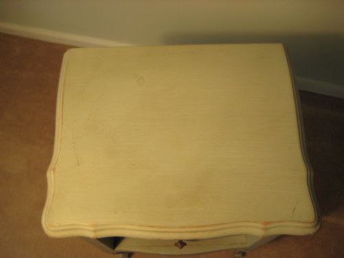 PAIR OF FRENCH PAINTED CABINETS - ADDITIONAL PHOTO 7