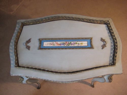 PAIR LOUIS XV STYLE JARDINIERE TABLES - ADDITIONAL PHOTO 6