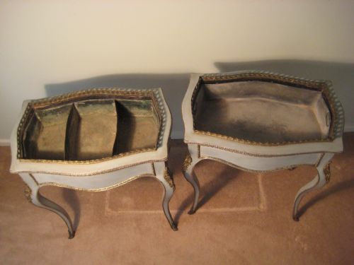 PAIR LOUIS XV STYLE JARDINIERE TABLES - ADDITIONAL PHOTO 13