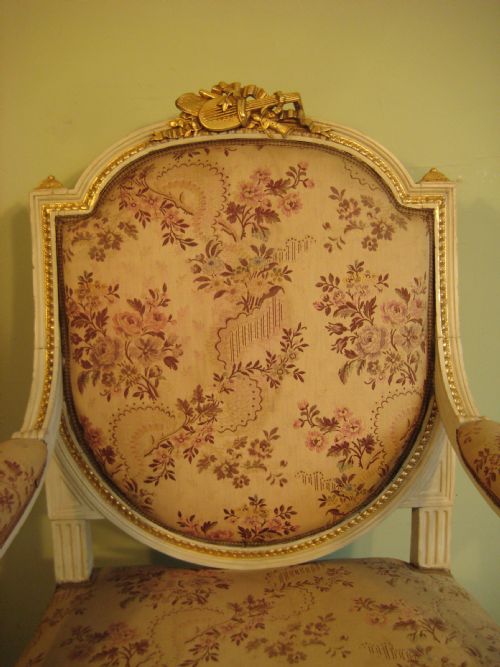 FRENCH PAINTED LOUIS XVI STYLE FAUTEUIL - ADDITIONAL PHOTO 2