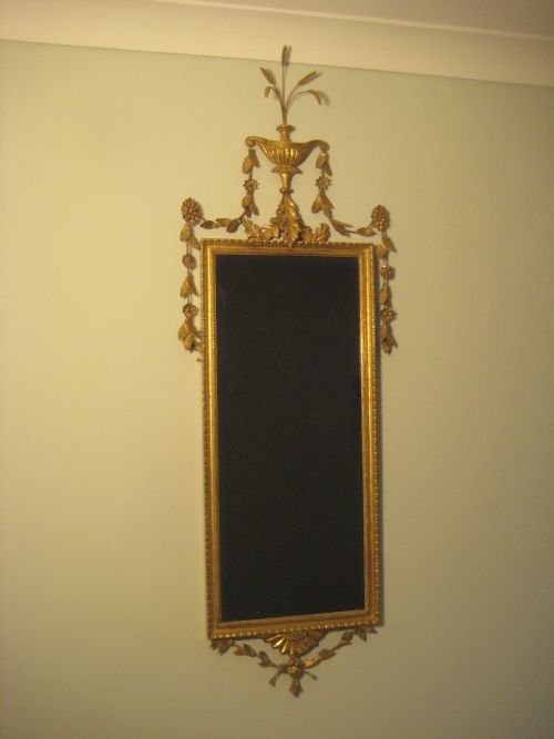 georgian giltwood mirror - CATEGORY: ANTIQUE MIRRORS - DATED GEORGIAN