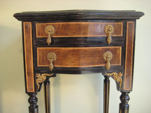 PAIR BURR WALNUT AND EBONISED BEDSIDE CABINETS - ADDITIONAL PHOTO 3