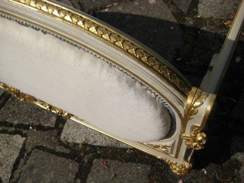 FRENCH PAINTED AND PARCELGILT BED - ADDITIONAL PHOTO 8