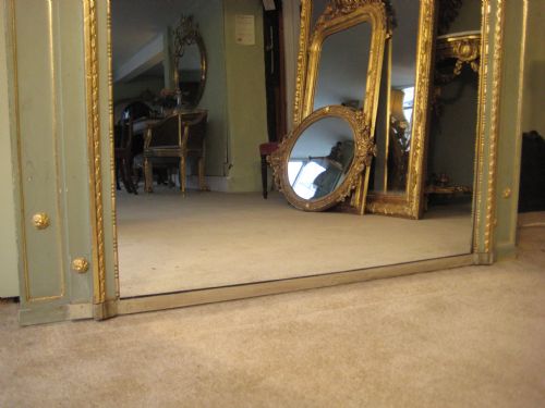 PAINTED AND PARCELGILT LOUIS XVI STYLE TRUMEAU - ADDITIONAL PHOTO 5