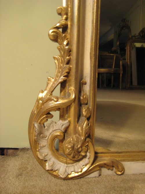 19TH CENTURY FRENCH PAINTED AND PARCELGILT MIRROR - ADDITIONAL PHOTO 8