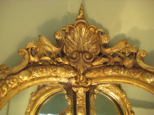 PAIR GILT MIRRORED CORNER BRACKETS - ADDITIONAL PHOTO 2