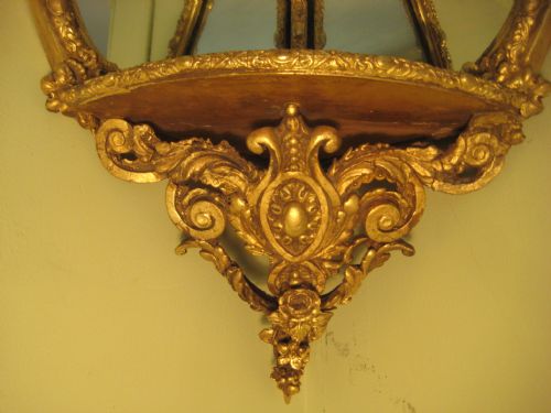 PAIR GILT MIRRORED CORNER BRACKETS - ADDITIONAL PHOTO 3
