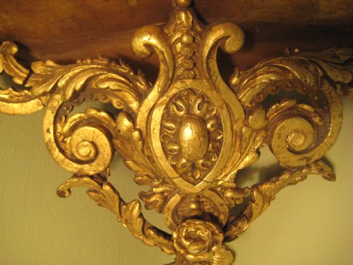 PAIR GILT MIRRORED CORNER BRACKETS - ADDITIONAL PHOTO 4