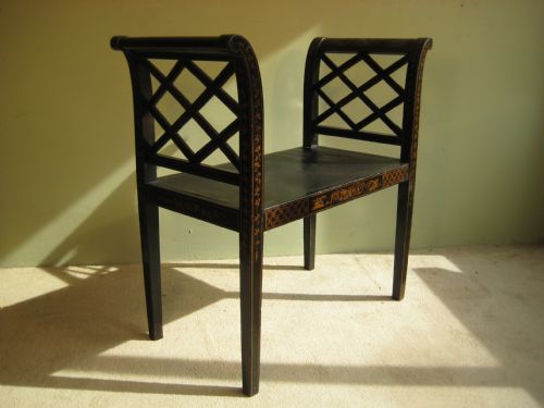 chinoiserie window seat - CATEGORY: ANTIQUE FURNITURE - DATED 1910