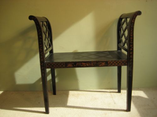 CHINOISERIE WINDOW SEAT - ADDITIONAL PHOTO 1