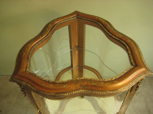 FRENCH LACQUER VITRINE WITH SHAPED GLASS - ADDITIONAL PHOTO 2