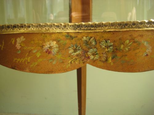 FRENCH LACQUER VITRINE WITH SHAPED GLASS - ADDITIONAL PHOTO 8