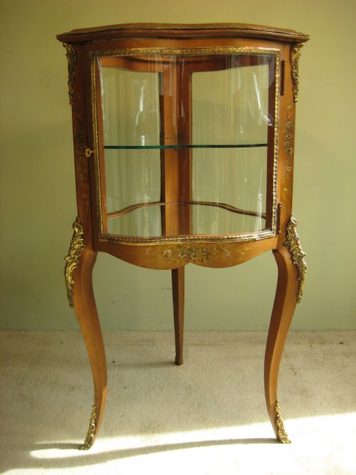 FRENCH LACQUER VITRINE WITH SHAPED GLASS - ADDITIONAL PHOTO 12