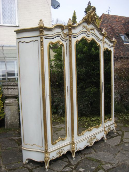FRENCH LOUIS XV STYLE ARMOIRE - ADDITIONAL PHOTO 1