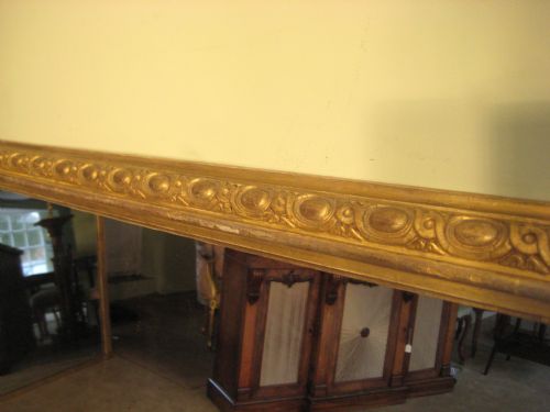 19TH CENTURY ENGLISH GILT ARCH TOP OVERMANTLE - ADDITIONAL PHOTO 4
