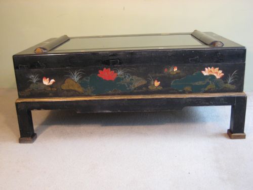 UNUSUAL CHINESE LACQUER TABLE - ADDITIONAL PHOTO 9