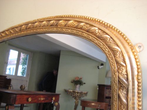 ENGLISH GILT ARCH TOP OVERMANTLE - ADDITIONAL PHOTO 3