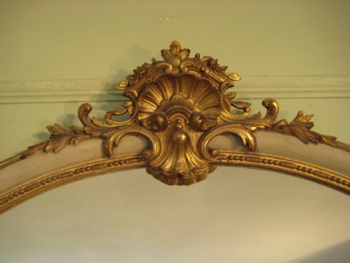 FRENCH PAINTED AND PARCELGILT ARCH TOP MIRROR - ADDITIONAL PHOTO 3