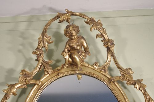 19TH CENTURY ENGLISH GILT OVAL 'CHERUB' GIRANDOLE - ADDITIONAL PHOTO 1