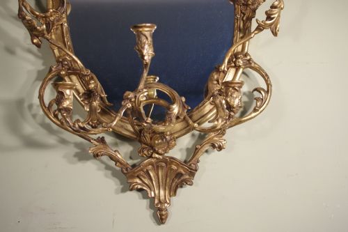 19TH CENTURY ENGLISH GILT OVAL 'CHERUB' GIRANDOLE - ADDITIONAL PHOTO 2