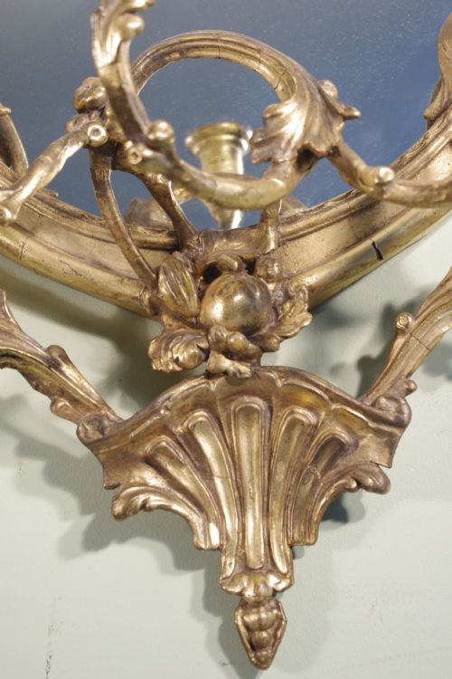 19TH CENTURY ENGLISH GILT OVAL 'CHERUB' GIRANDOLE - ADDITIONAL PHOTO 7
