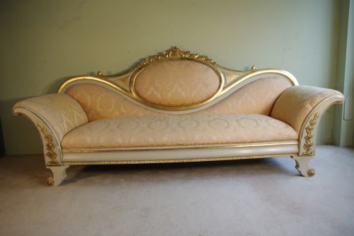 PAINTED AND PARCELGILT SOFACHAISE LONGUE - ADDITIONAL PHOTO 7