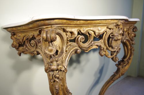 19TH CENTURY LOUIS XV STYLE GILT CONSOLE TABLE - ADDITIONAL PHOTO 10