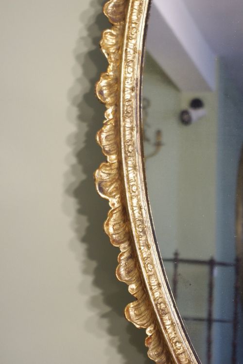 VICTORIAN VERY LARGE OVAL GILT WALL MIRROR - ADDITIONAL PHOTO 3