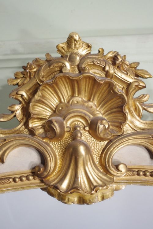 LARGE FRENCH PAINTED AND PARCELGILT ARCH TOP MIRROR - ADDITIONAL PHOTO 4