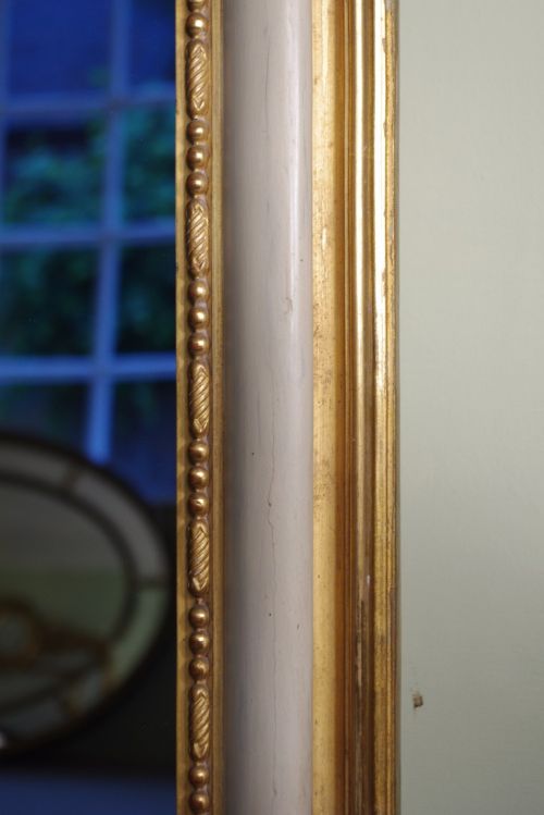 LARGE FRENCH PAINTED AND PARCELGILT ARCH TOP MIRROR - ADDITIONAL PHOTO 8