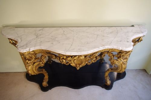 19TH CENTURY ENGLISH GILT CONSOLE TABLE - ADDITIONAL PHOTO 3