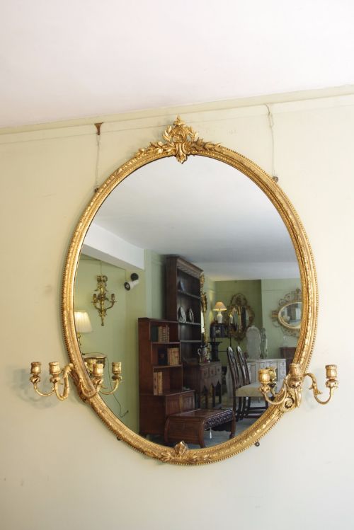 large oval 19th century english gilt wall mirror - CATEGORY: ANTIQUE MIRRORS - DATED 1860