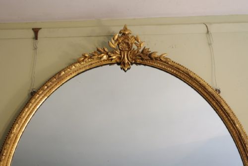 LARGE OVAL 19TH CENTURY ENGLISH GILT WALL MIRROR - ADDITIONAL PHOTO 1