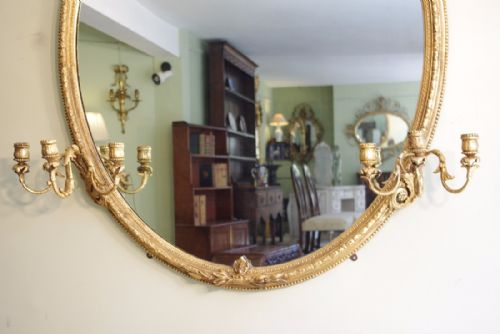 LARGE OVAL 19TH CENTURY ENGLISH GILT WALL MIRROR - ADDITIONAL PHOTO 2