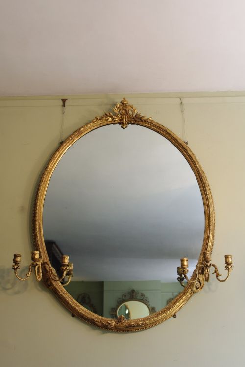 LARGE OVAL 19TH CENTURY ENGLISH GILT WALL MIRROR - ADDITIONAL PHOTO 6