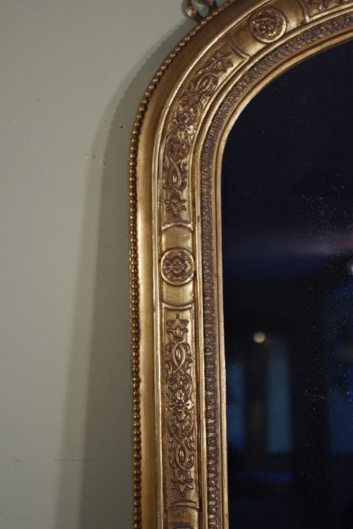 19TH CENTURY ENGLISH GILT ARCH TOP OVERMANTLE - ADDITIONAL PHOTO 5