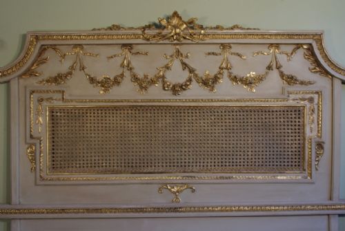 FRENCH PAINTED AND PARCELGILT HEADBOARDBED - ADDITIONAL PHOTO 1