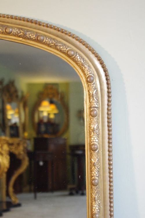 19TH CENTURY ENGLISH GILT ARCH TOP OVERMANTLE - ADDITIONAL PHOTO 3