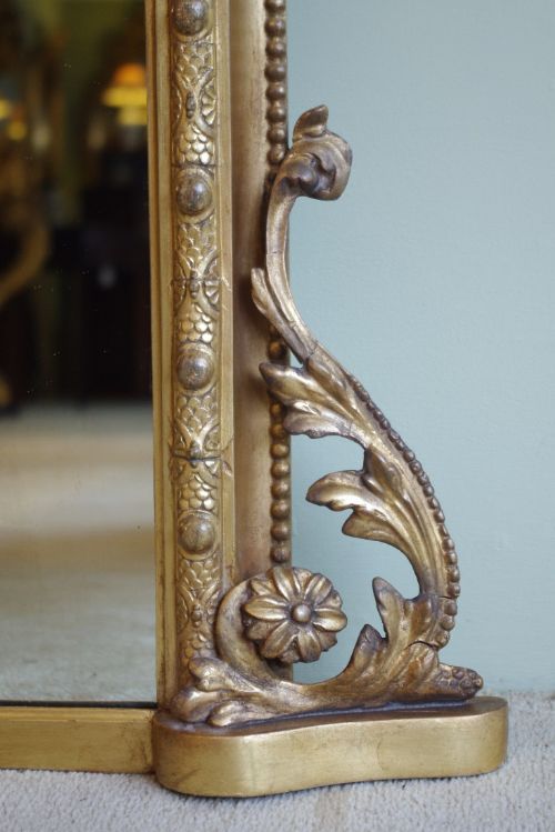 19TH CENTURY ENGLISH GILT ARCH TOP OVERMANTLE - ADDITIONAL PHOTO 5