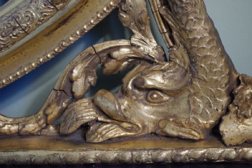 ENGLISH GILT OVAL DOLPHIN OVERMANTLE MIRROR - ADDITIONAL PHOTO 8