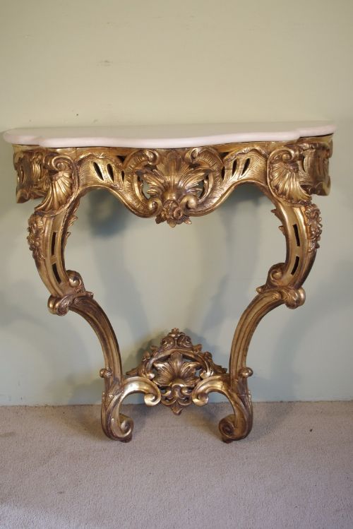 19TH CENTURY FRENCH GILT CONSOLE TABLE - ADDITIONAL PHOTO 1