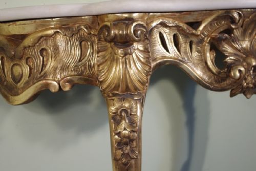 19TH CENTURY FRENCH GILT CONSOLE TABLE - ADDITIONAL PHOTO 6
