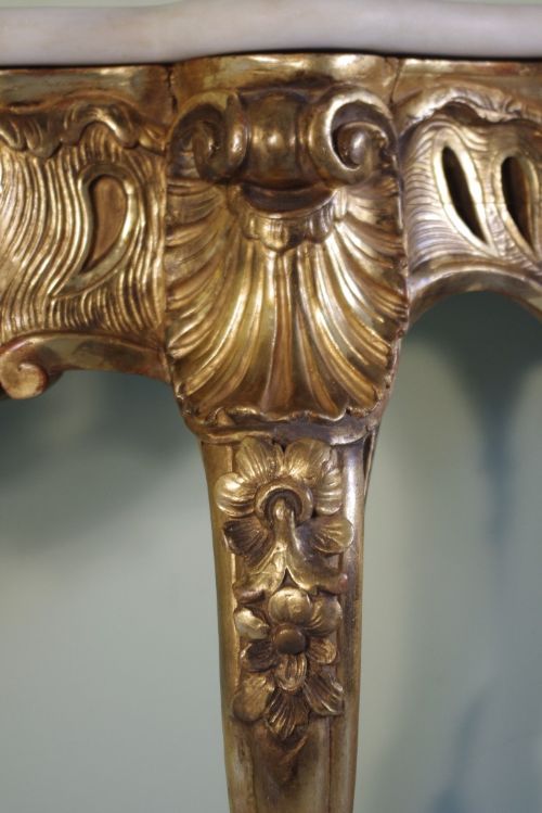 19TH CENTURY FRENCH GILT CONSOLE TABLE - ADDITIONAL PHOTO 9
