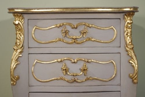 PAINTED AND PARCELGILT DRESSING TABLE AND PAIR BEDSIDE CABINETS - ADDITIONAL PHOTO 11