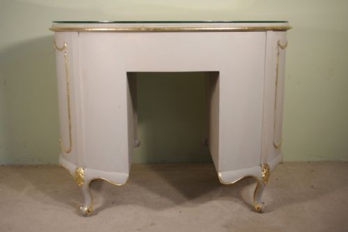 FRENCH PAINTED AND PARCELGILT DRESSING TABLE - ADDITIONAL PHOTO 7