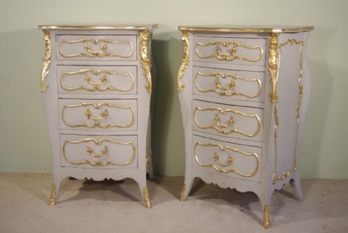 PAIR OF FRENCH PAINTED AND PARCELGILT BEDSIDE CABINETS - ADDITIONAL PHOTO 2